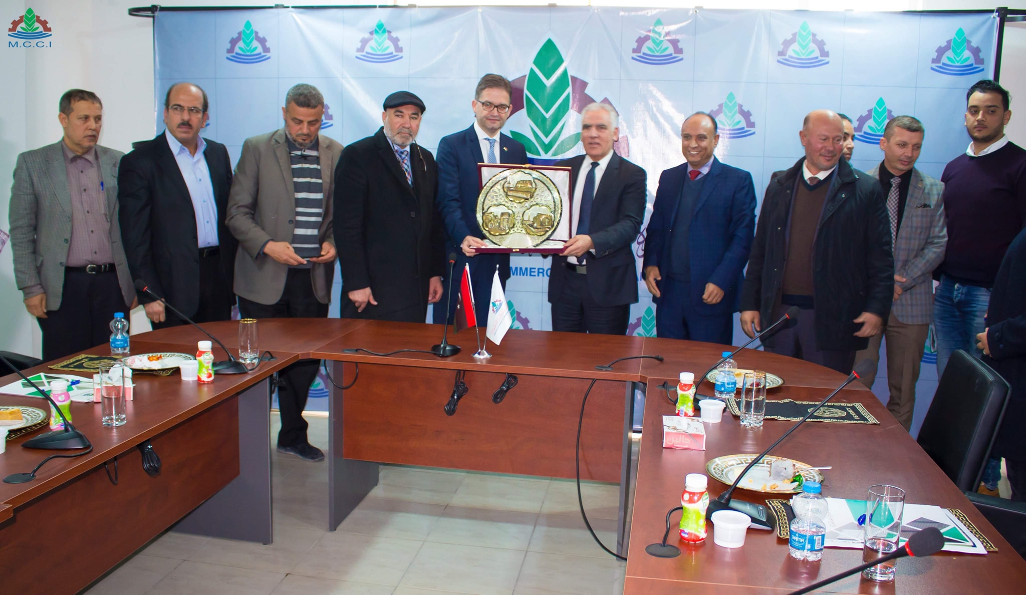 السفير الألماني لدى ليبيا يزور الغرفة