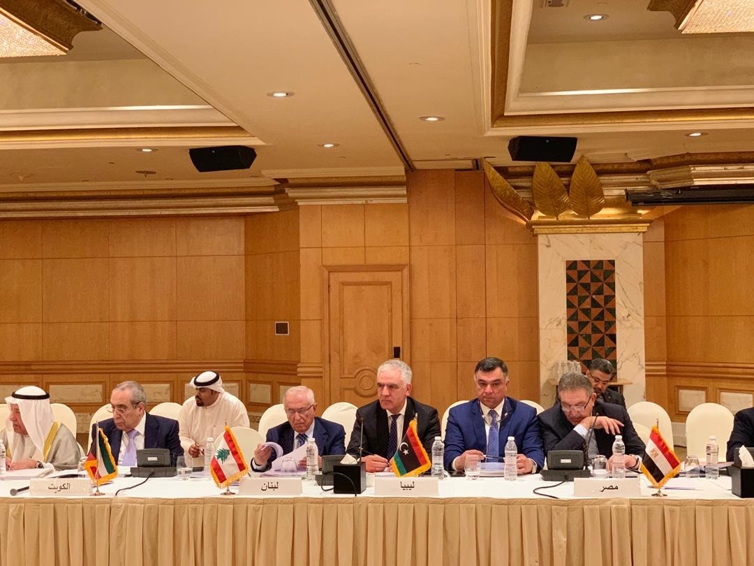 الغرفة تشارك في اجتماع اتحاد الغرف العربية بمسقط