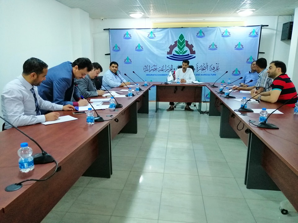 لجنة حصر وفرز الخردة تواصل اجتماعتها بمقر الغرفة