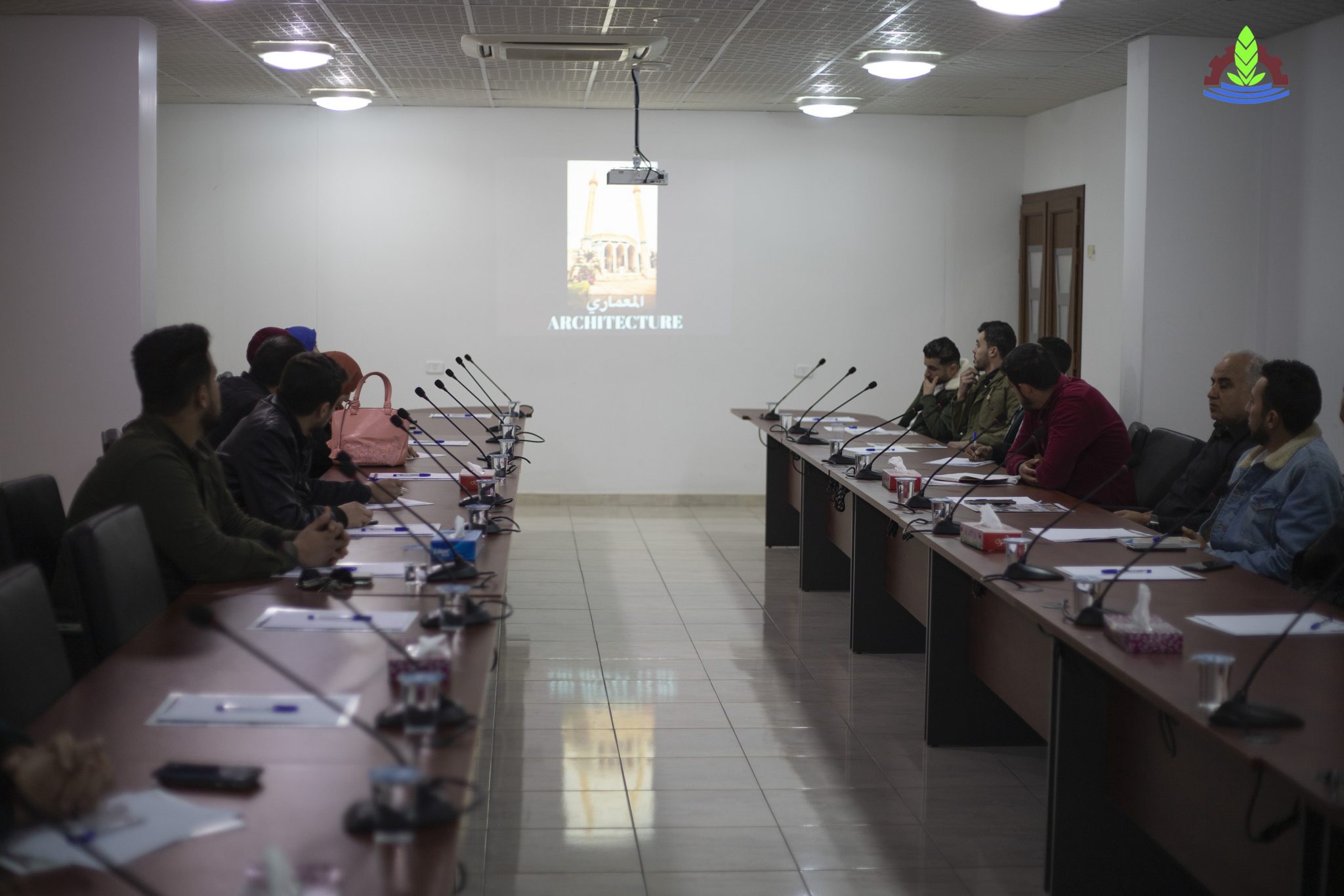 الغرفة تنظم دورة في تقنيات التصوير التجاري باستخدام الموبايل