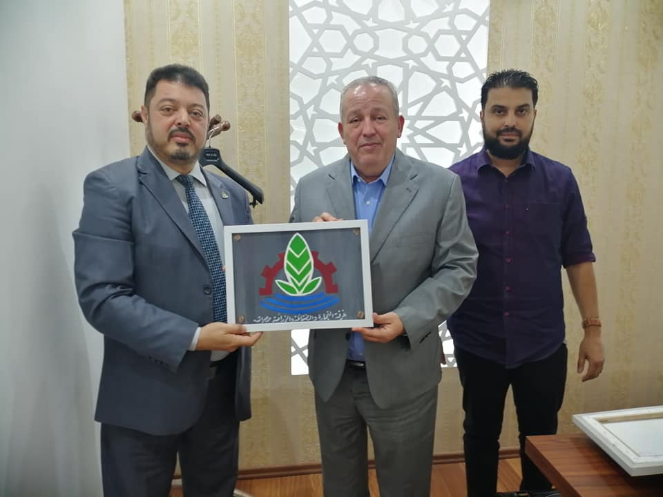 المدير العام للغرفة يلتقي رئيس مصلحة الجوازات والجنسية وشؤون الأجانب