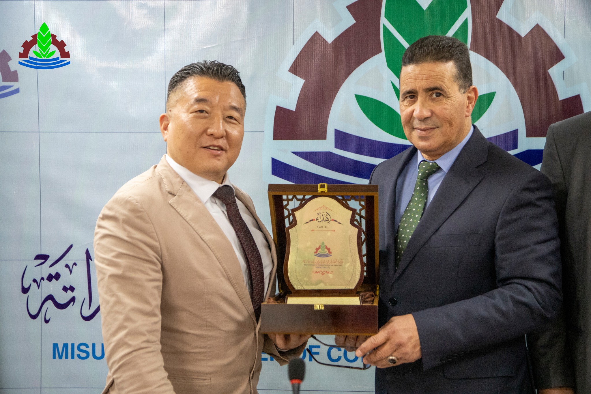 تطوير العلاقات التجارية بين منتسبي الغرفة والقطاع الخاص بالجمهورية الكورية.