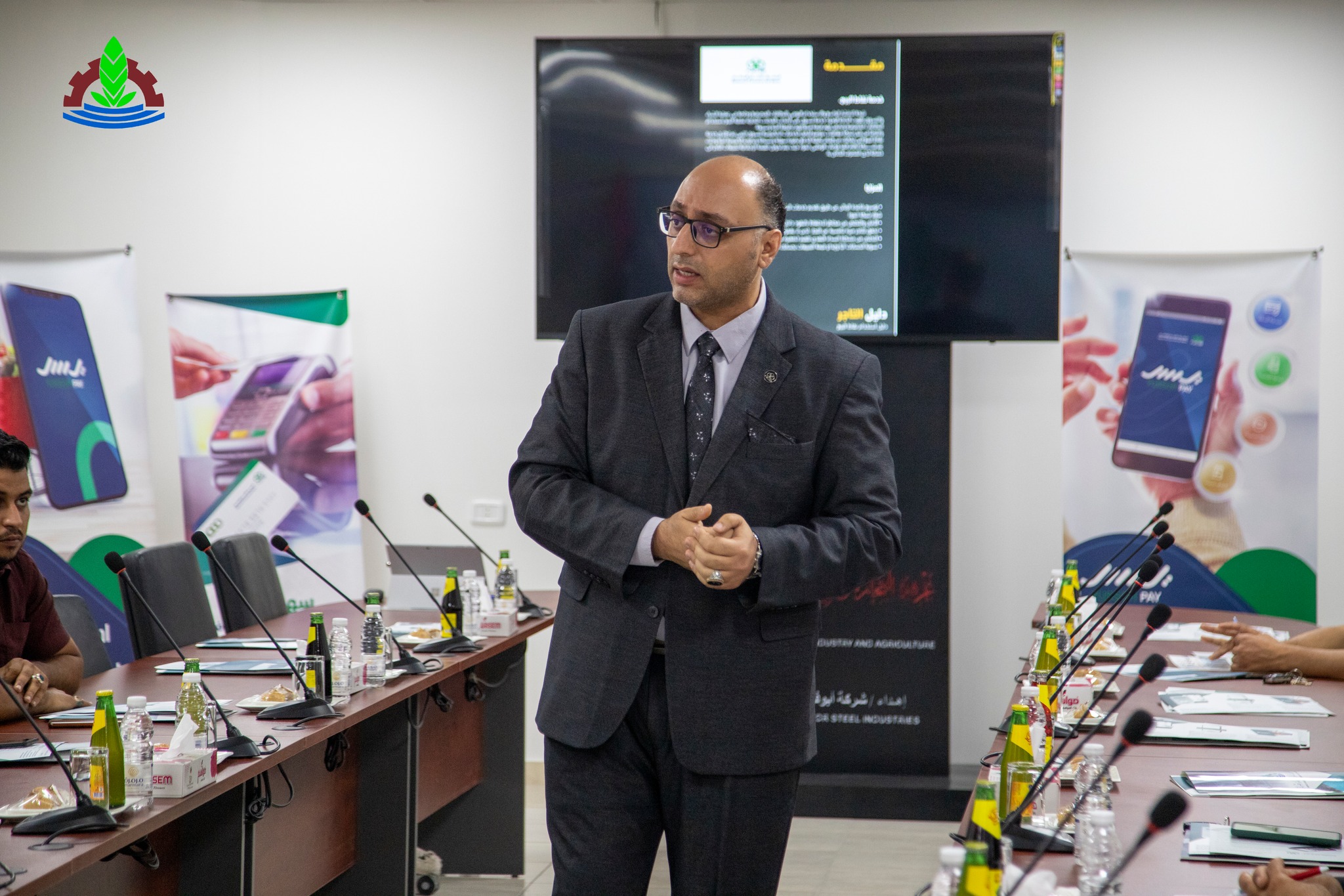 ورشة عمل حول خدمات الدفع الالكتروني بالمصرف التجاري الوطني