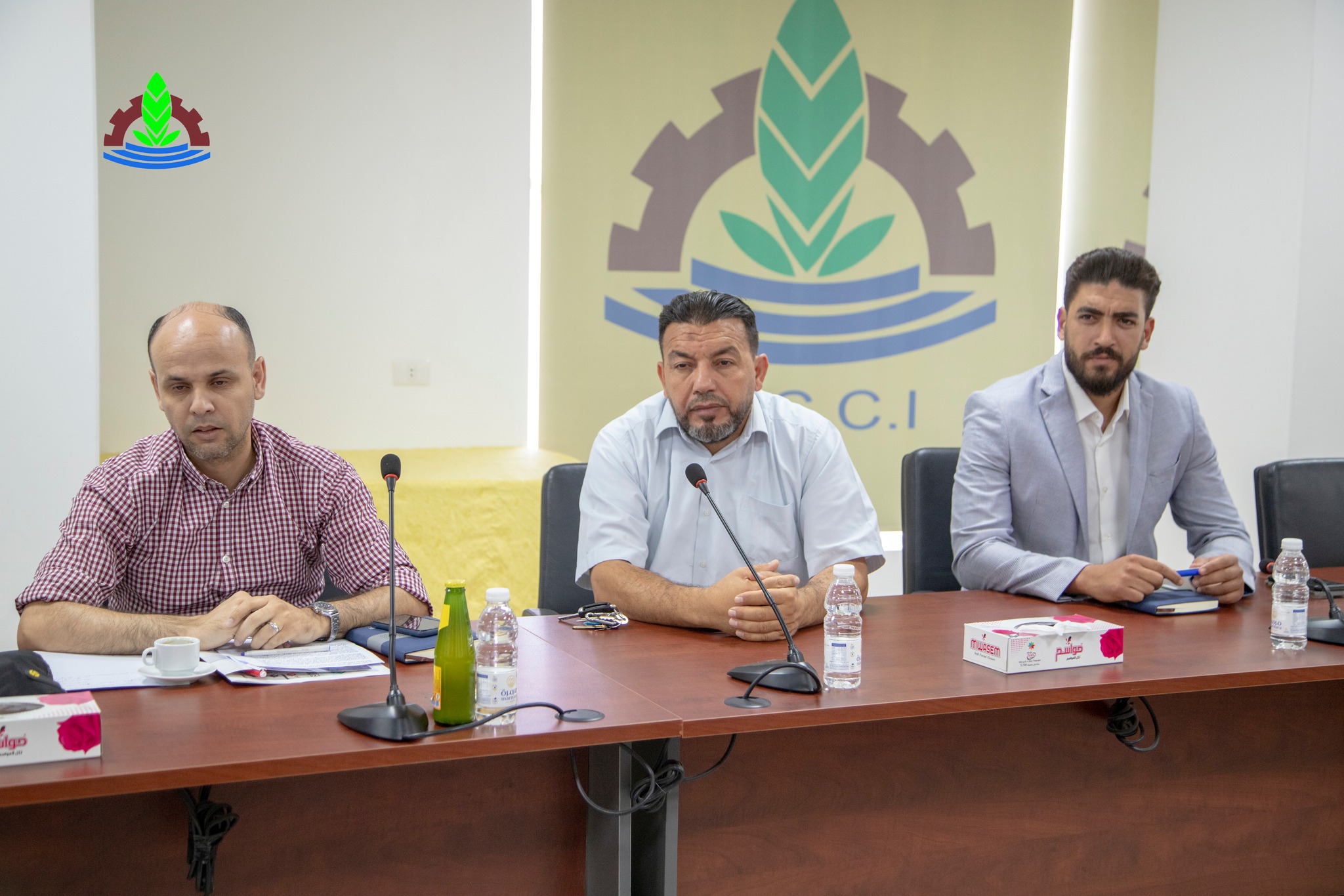 إجتماع تحضيري لورشة العمل التي ستقيمها الغرفة بالتعاون مع كلية الاقتصاد والعلوم السياسية مصراته