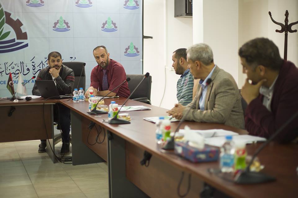 The chamber organizes a workshop entitled "foundations and controls of signboards and advertising works"
