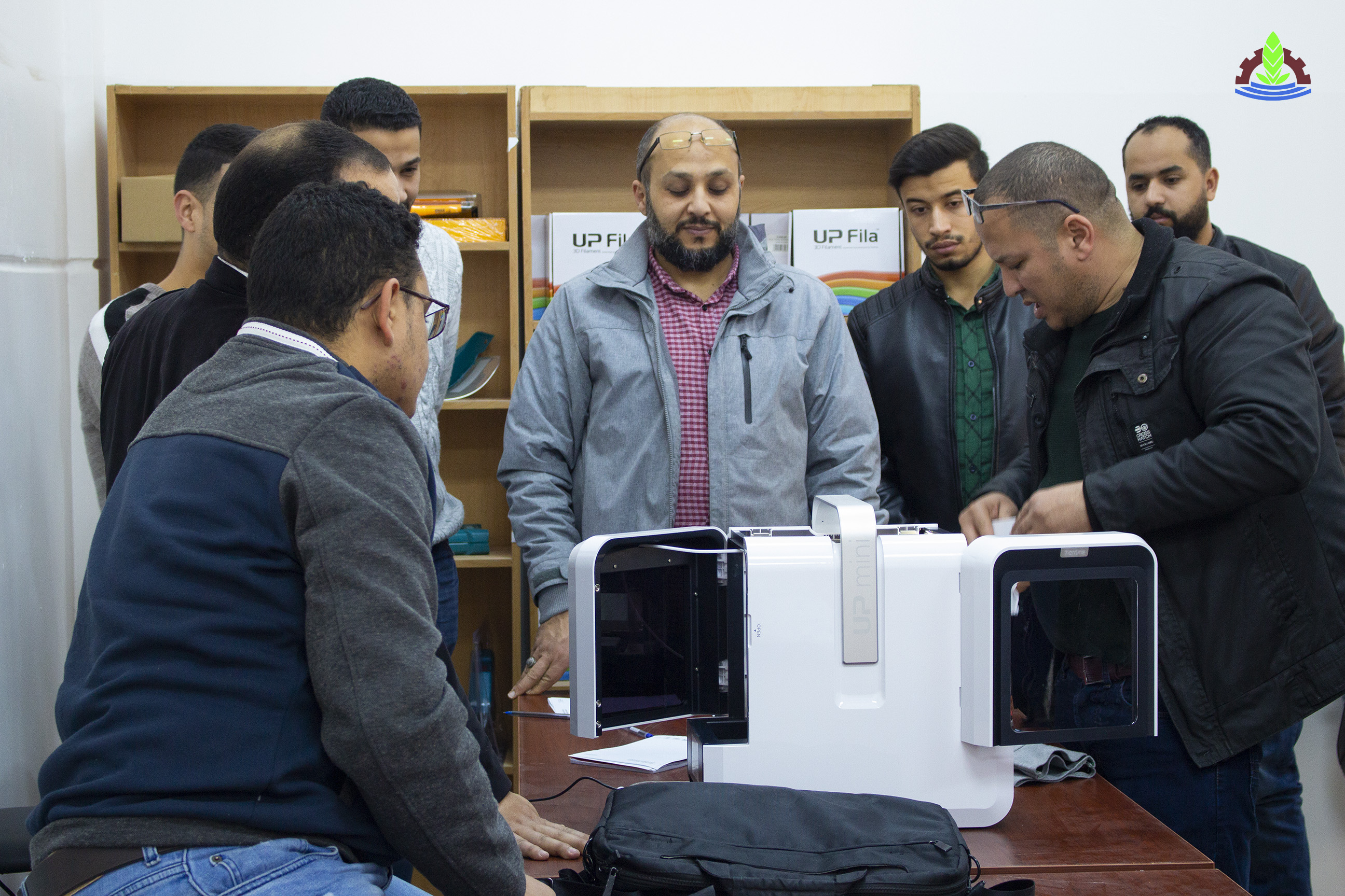 Operating of the digital fabrication lab