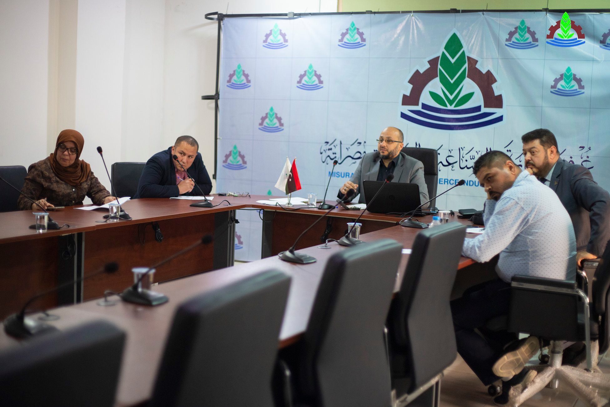 Evaluating the candidates in the FabLab Libya competition