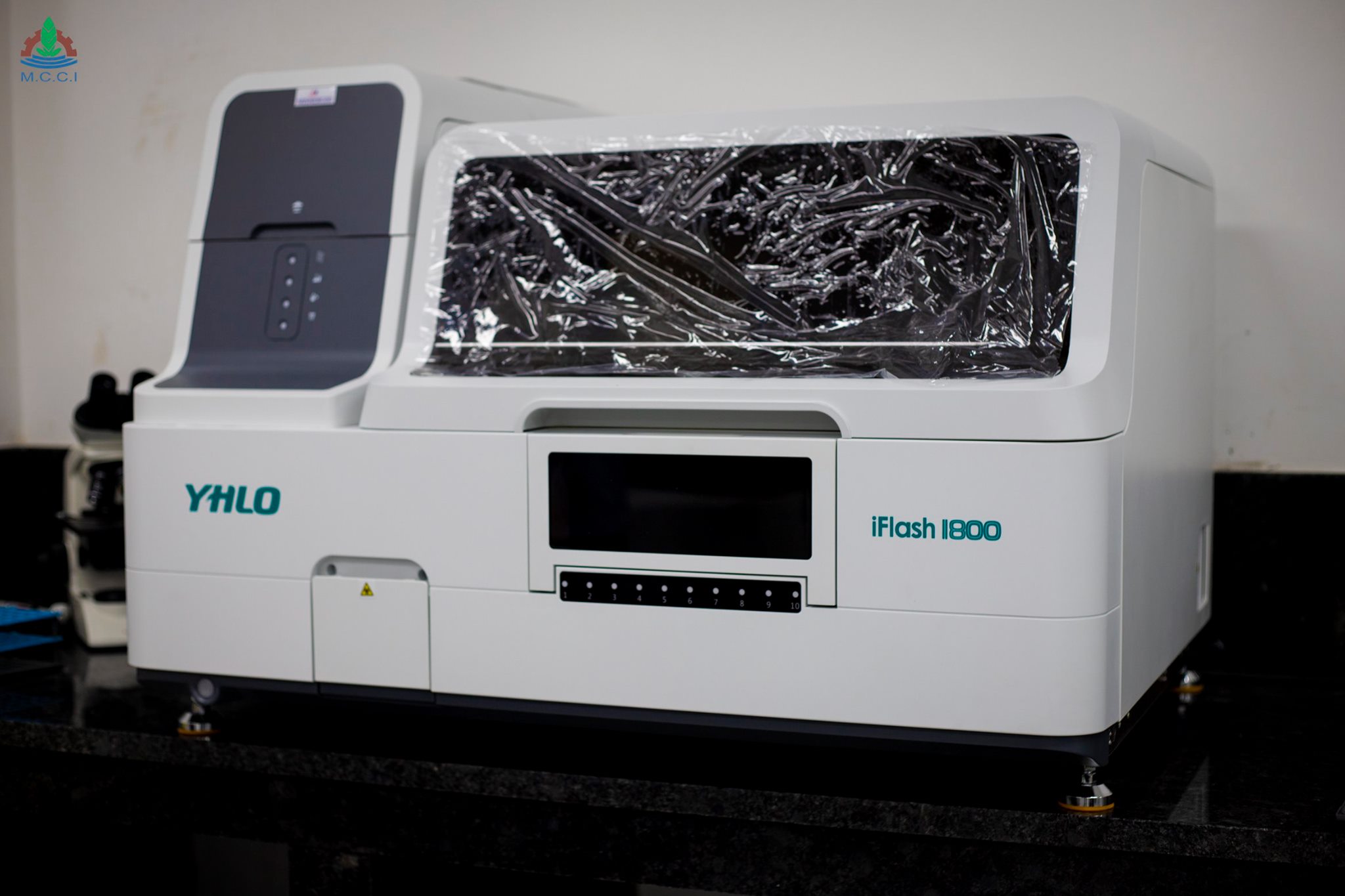 Misrata Medical Center receives I Flash 1800 from the chamber’s affiliated to tackle COVID19