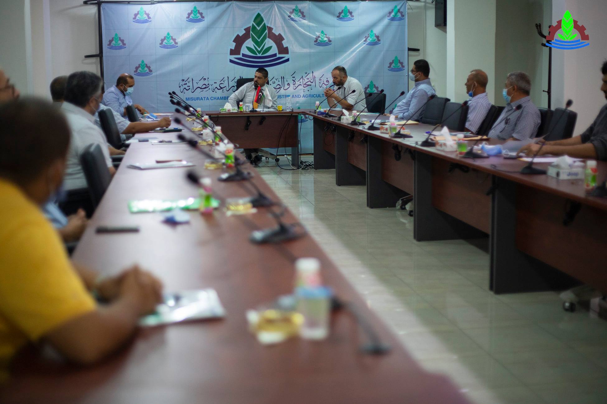 The chmber meets with a number of the construction companies affiliated with Misrata chamber
