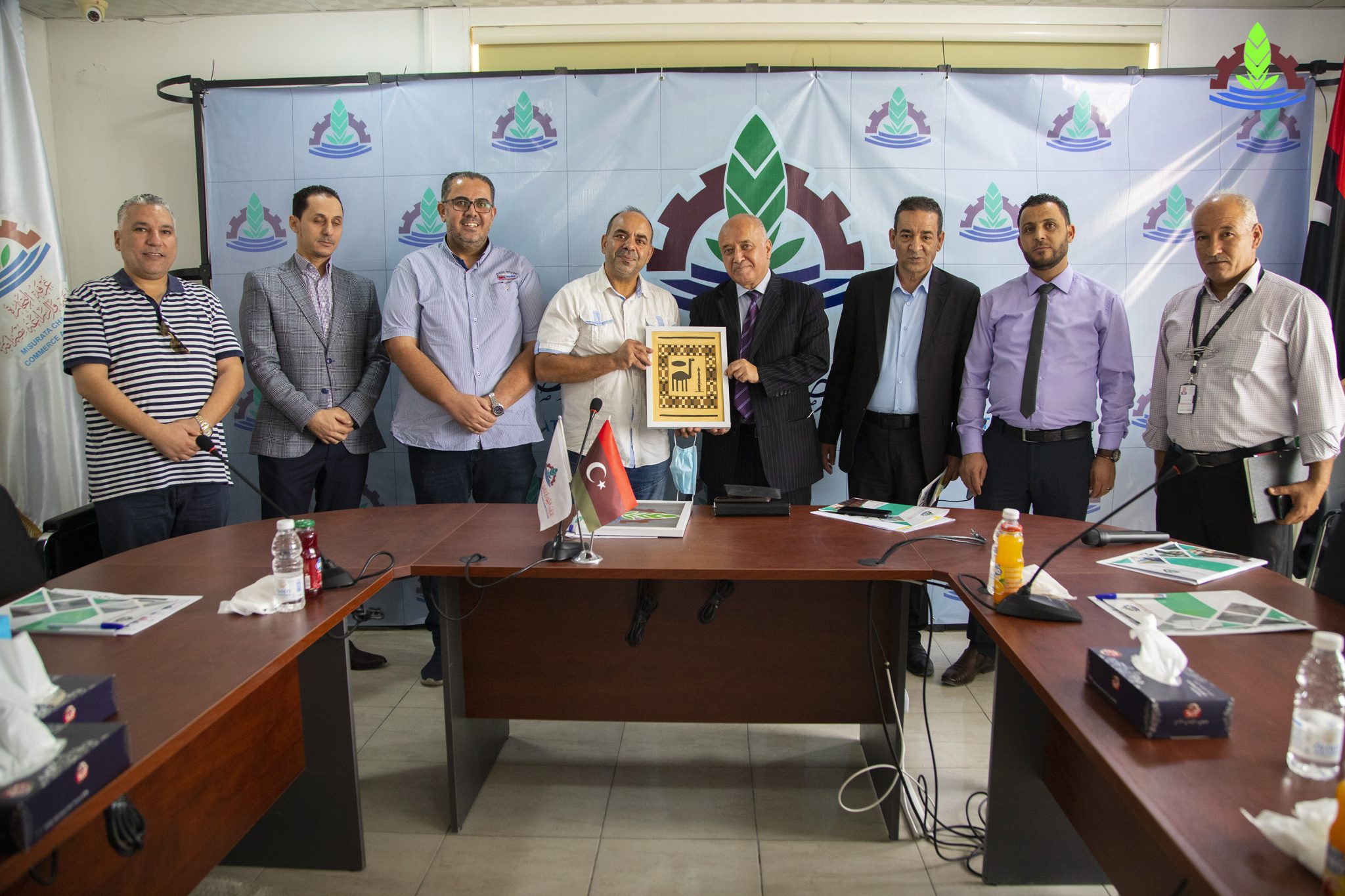 The Regional Director of Libya at Tunisair visits the chmber