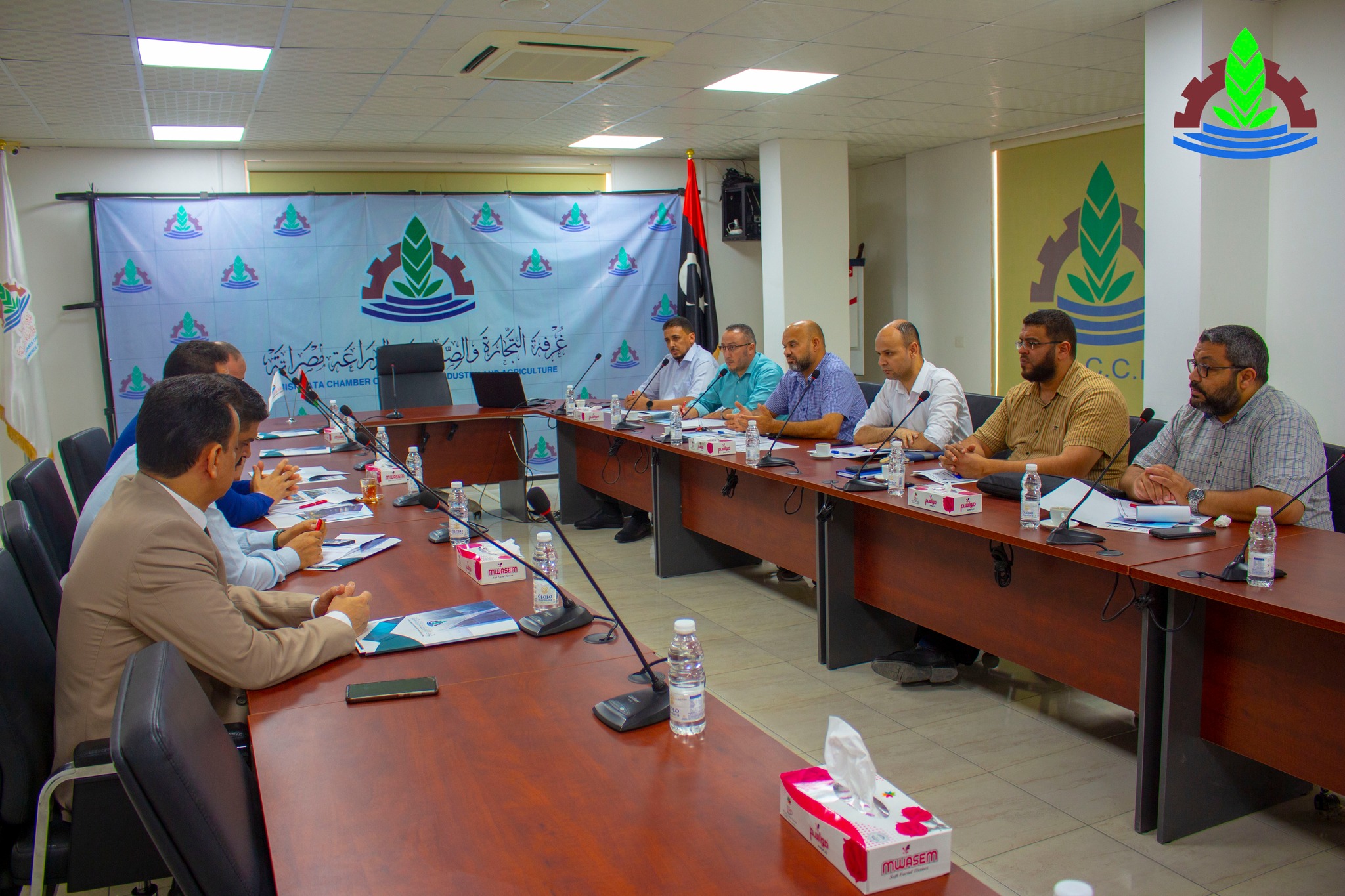 Preparatory meeting for a workshop entitled (Protecting the local product)