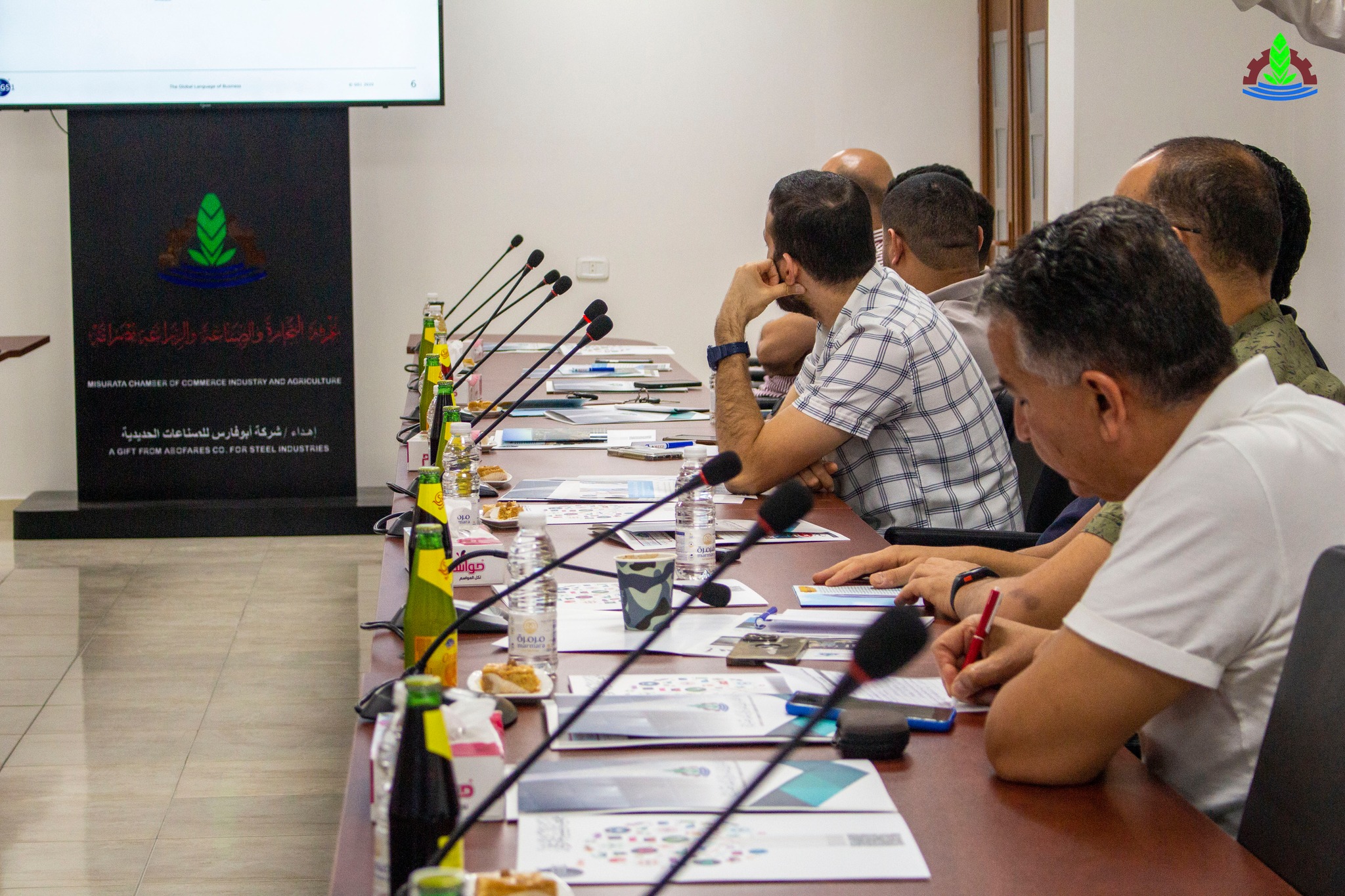 A seminar to introduce the new standards for importing medicines and medical equipment